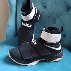NiKE lebron 10 soldier